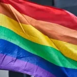Die Fahne Luzifers: Regenbogenfahne der Sodomiten